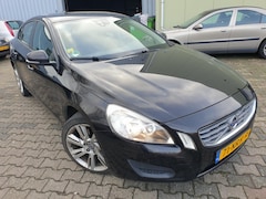 Volvo S60 - 2.0T Intro Edition