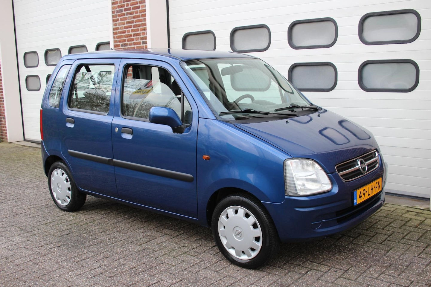 Opel Agila - 1.2-16V Comfort 5-Deurs * Nap / Trekhaak * - AutoWereld.nl