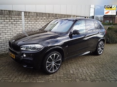 BMW X5 - XDrive35i M Sport Edition Autom Panodak Leder Navi Camera Head-Up Luchtvering Clima 2x PDC