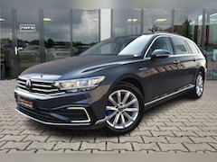 Volkswagen Passat Variant - 1.4 TSI PHEV GTE Business | ACC | Camera | DAB |