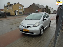 Toyota Aygo - 1.0-12V