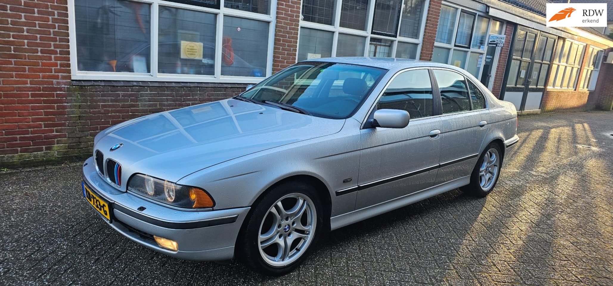 BMW 5-serie - 528i aut voll ond.historie mooie youngtimer - AutoWereld.nl