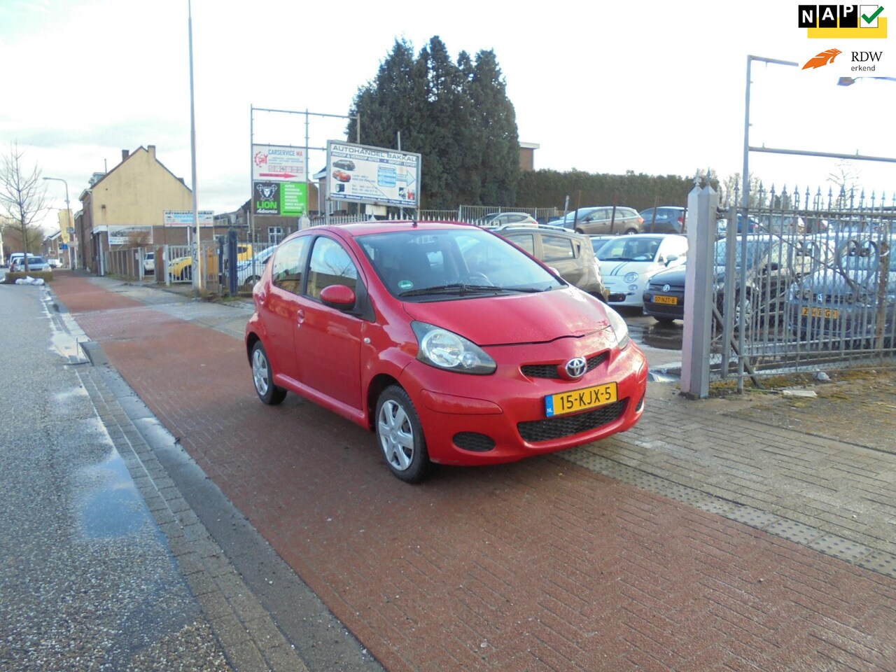 Toyota Aygo - 1.0-12V Comfort 1.0-12V Comfort - AutoWereld.nl