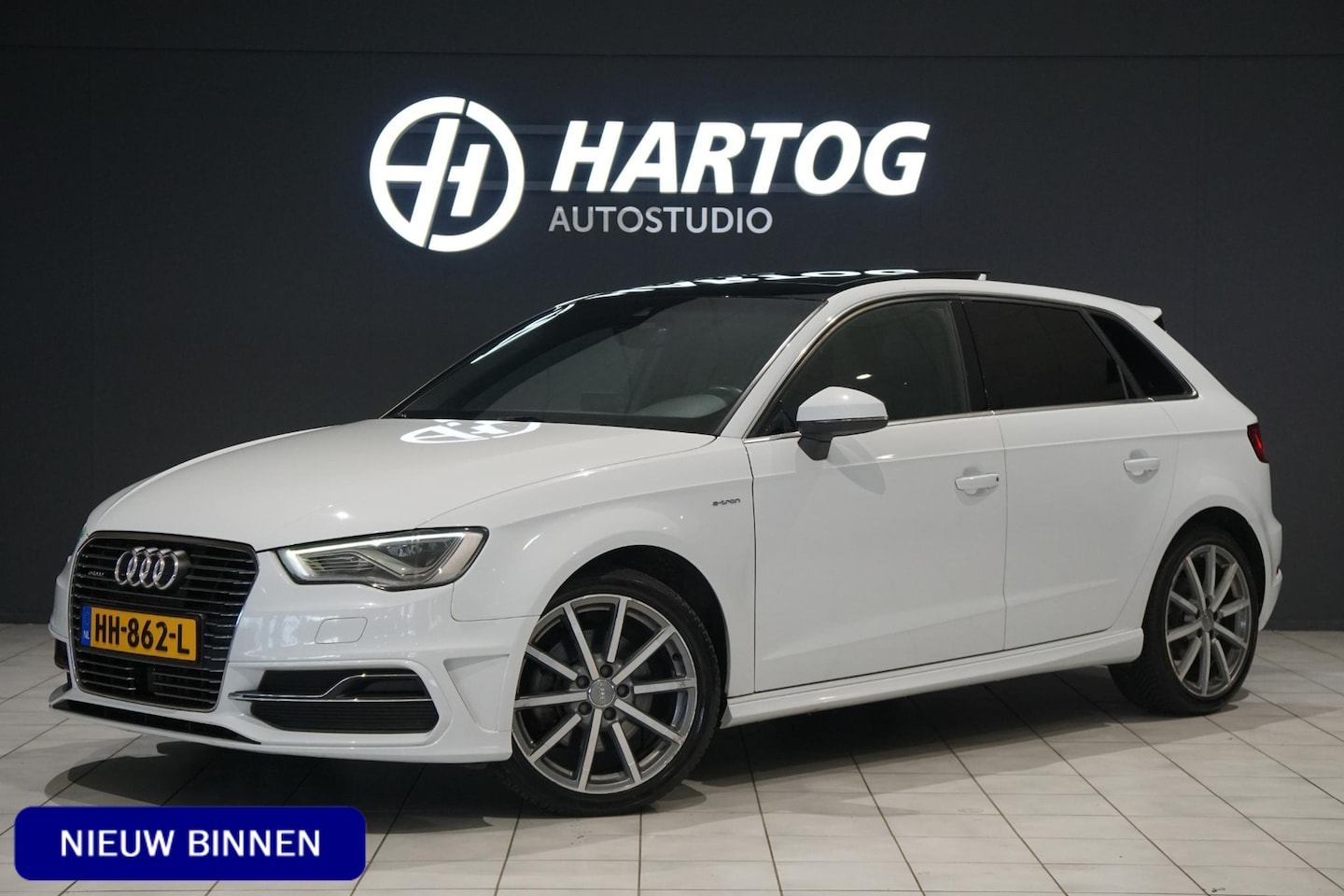 Audi A3 Sportback - 1.4 e-tron PHEV Ambition Pro Line plus *PANORAMA DAK* - AutoWereld.nl