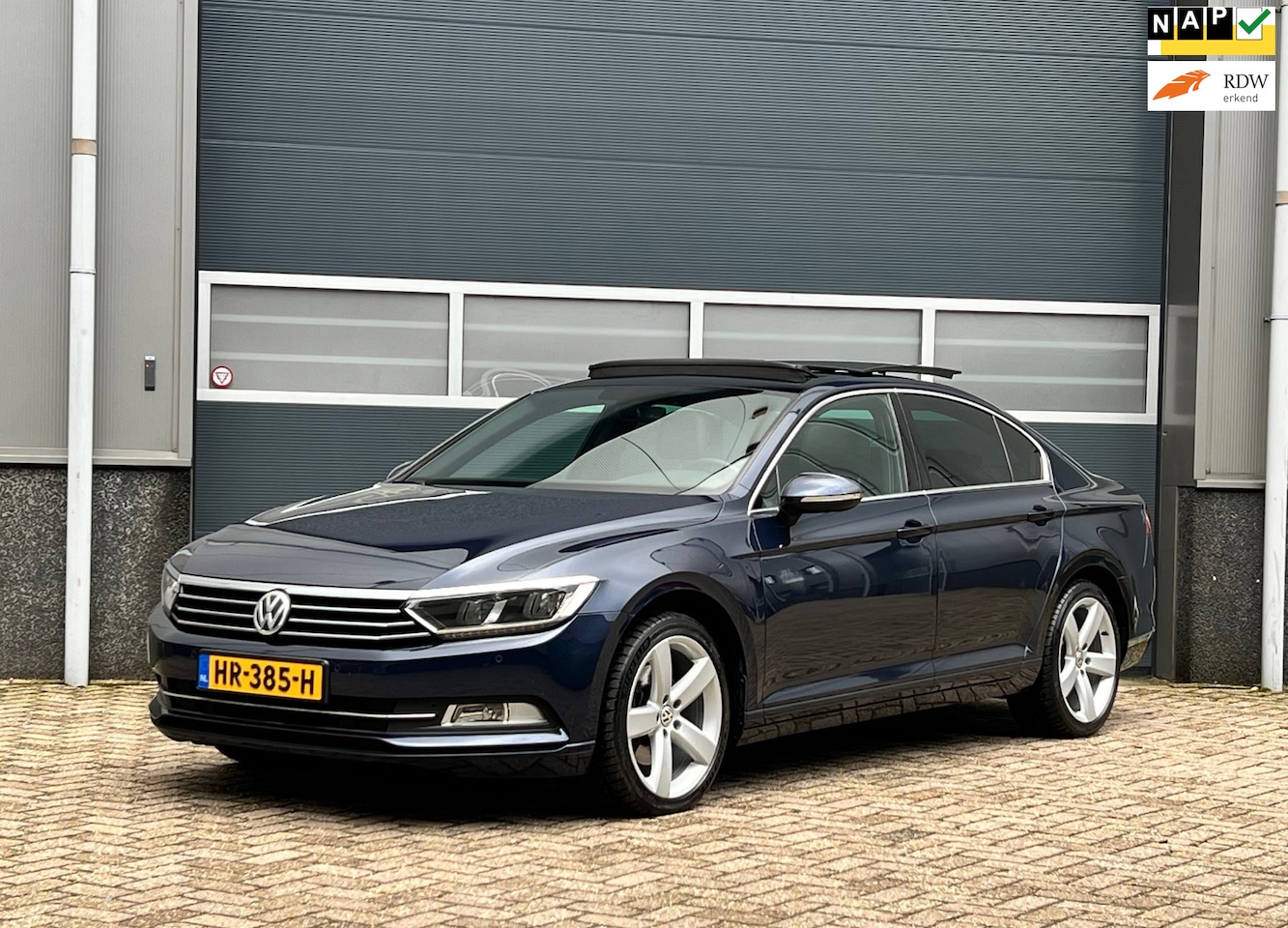 Volkswagen Passat - 1.4 TSI ACT Business Edition bj.2016 Autom|Pano|Ergo|Nap. - AutoWereld.nl