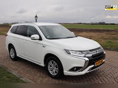 Mitsubishi Outlander - 2.4 PHEV Pure AUT CAMERA 2020