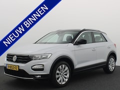 Volkswagen T-Roc - 1.5 TSI Style Business AUTOMAAT / VIRTUAL / DAB+ / CARPLAY / NAVI / AIRCO / PDC / ACC / NL