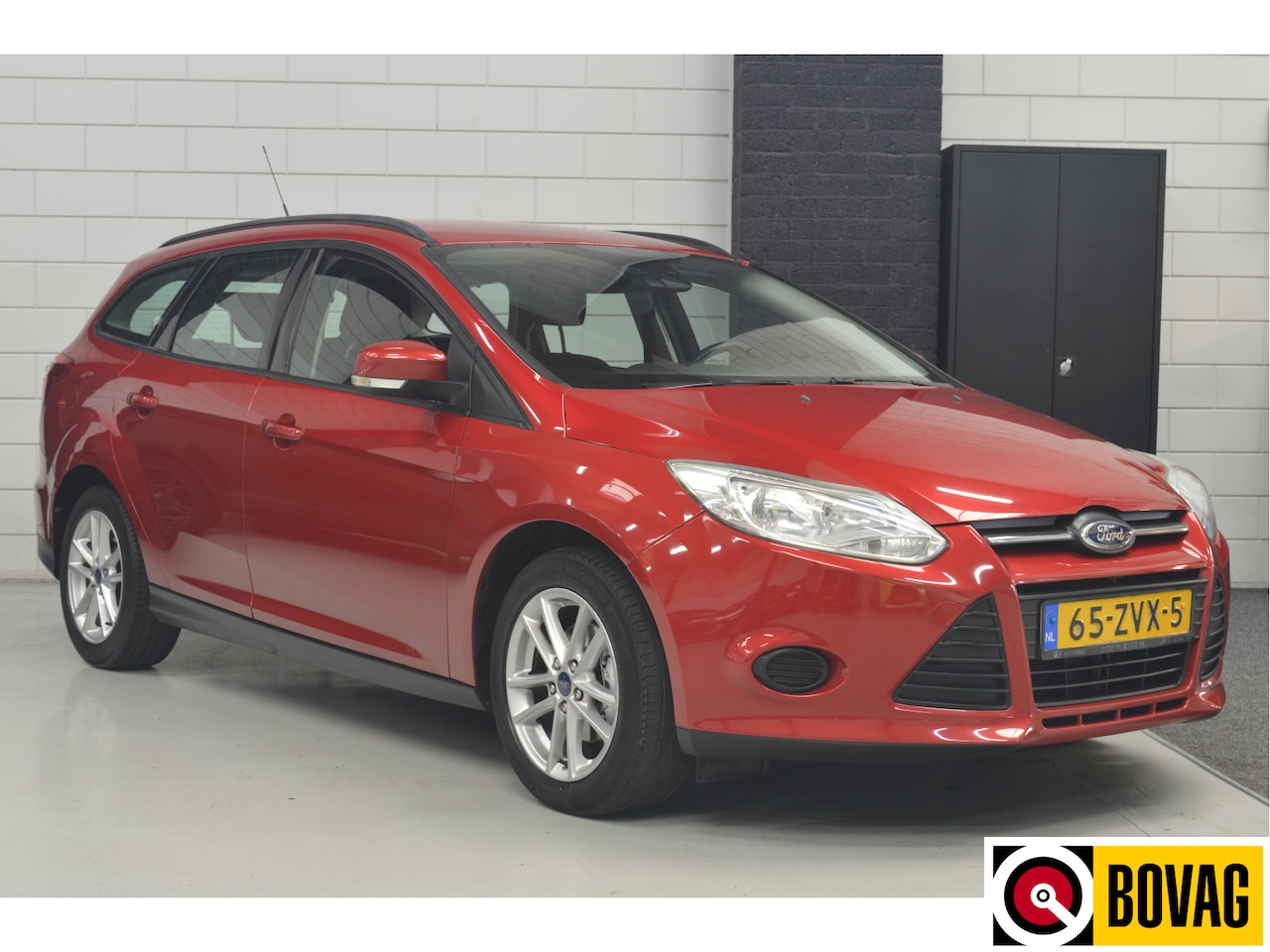 Ford Focus Wagon - 1.0 EcoBoost Lease Trend // NAVI // CRUISE // TREKHAAK // - AutoWereld.nl