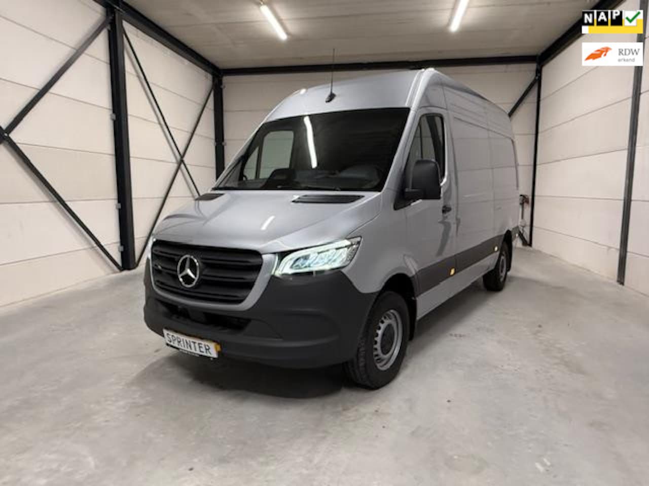 Mercedes-Benz Sprinter - 317 1.9 CDI L2H2 Select HD 170 Pk Automaat BPM-Vrij, Fabrieksgarantie tot 04-11-2026 - AutoWereld.nl