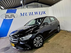 Mercedes-Benz B-klasse - 180 Business Solution / Camera / Navi / NL Auto