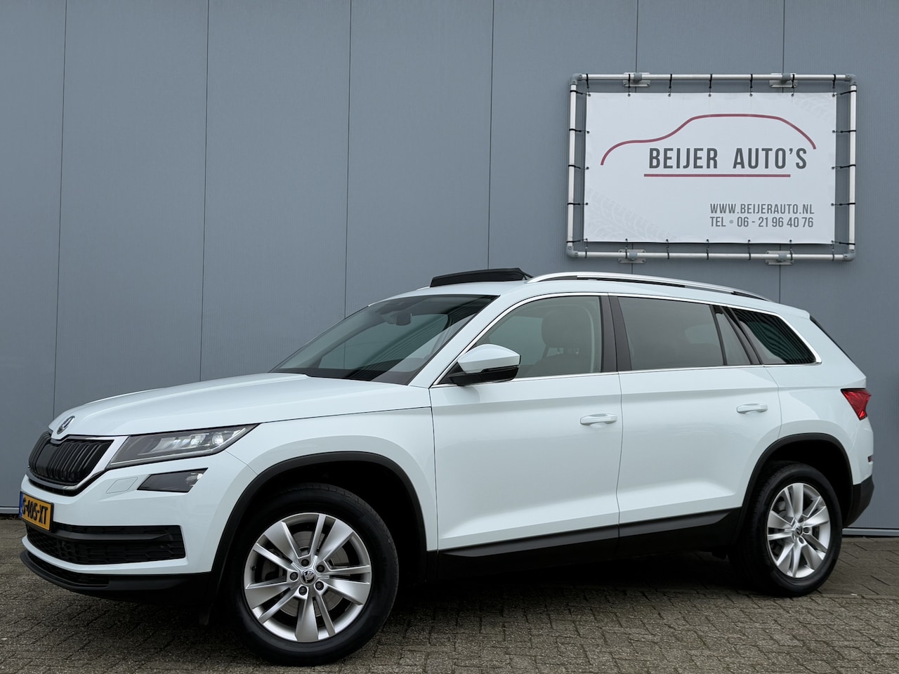 Skoda Kodiaq - 2.0 TSI 4x4 Style Automaat/Pano/180pk/Camera. - AutoWereld.nl