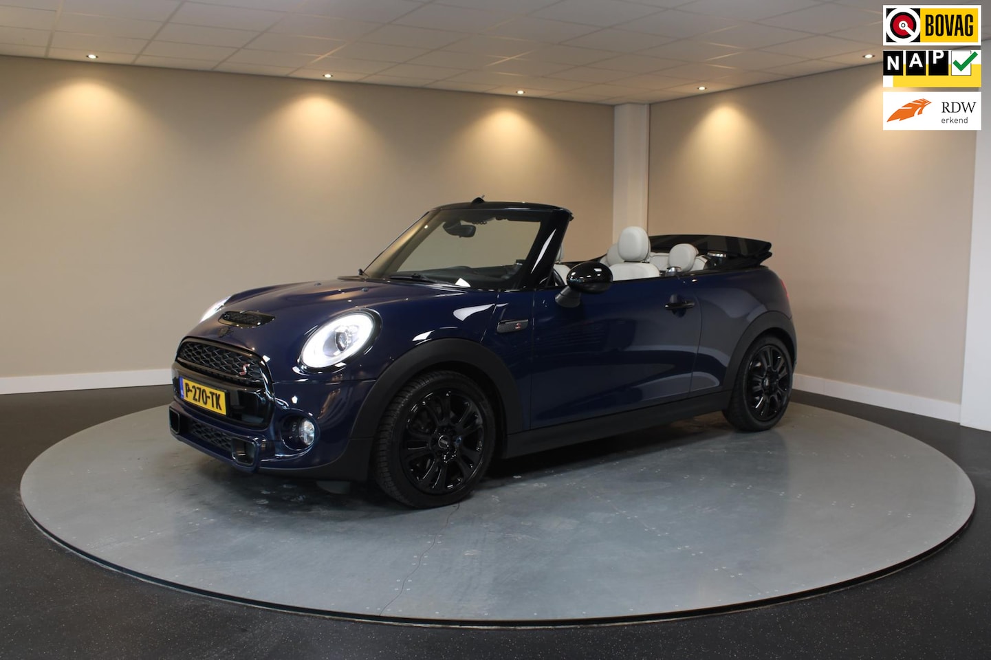 MINI Cabrio - Mini 2.0 Cooper S Chili *Union Jack/Britse vlag* All-seasons - AutoWereld.nl