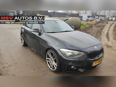 BMW 1-serie - 116i Business M-sport airco LM 4-deurs