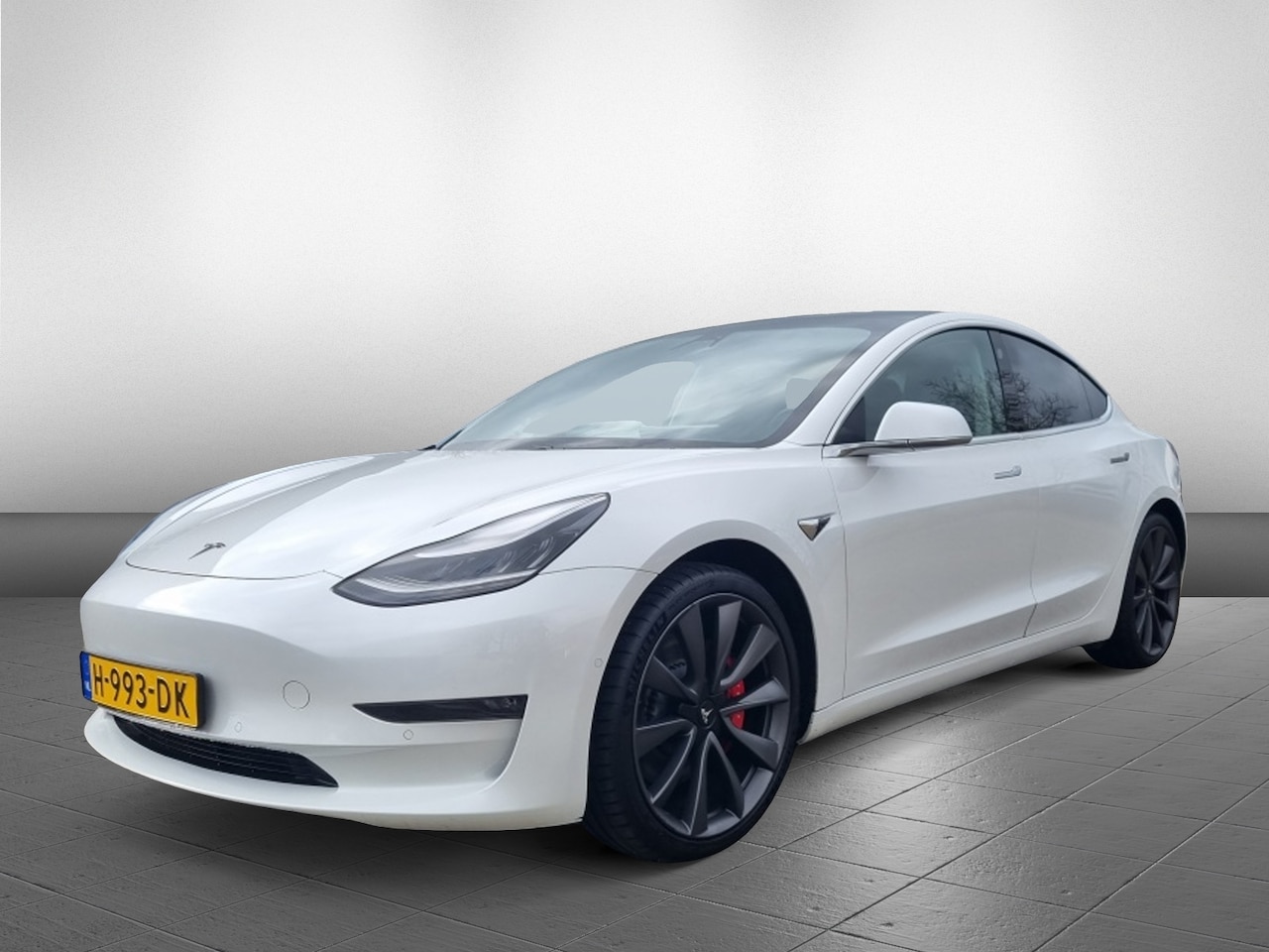 Tesla Model 3 - Performance AWD75kWh - AutoWereld.nl