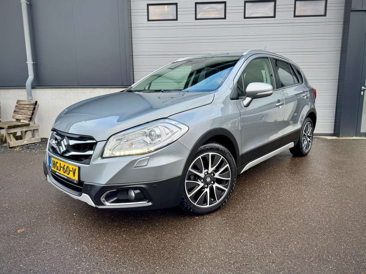 Suzuki SX4 S-Cross - 1.6 High Executive AllGrip 1.6 High Executive AllGrip - AutoWereld.nl