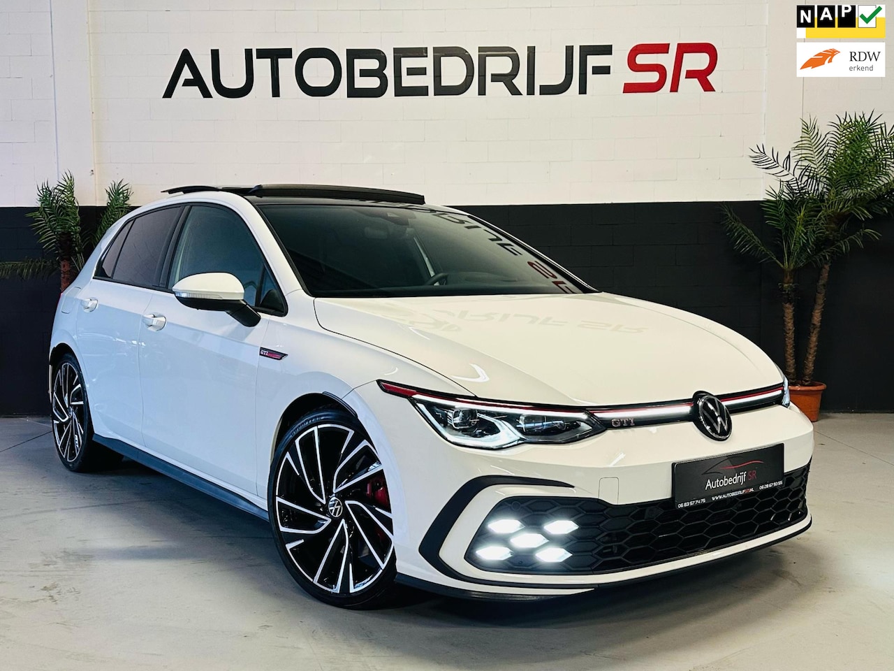 Volkswagen Golf - 2.0 TSI GTI Panoramadak! Dealer OH. IQ lights! Mistlampen! Keyless - AutoWereld.nl