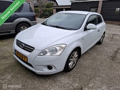 Kia Pro cee'd - 1.4 CVVT X-ecutive Airco/Zeer nette