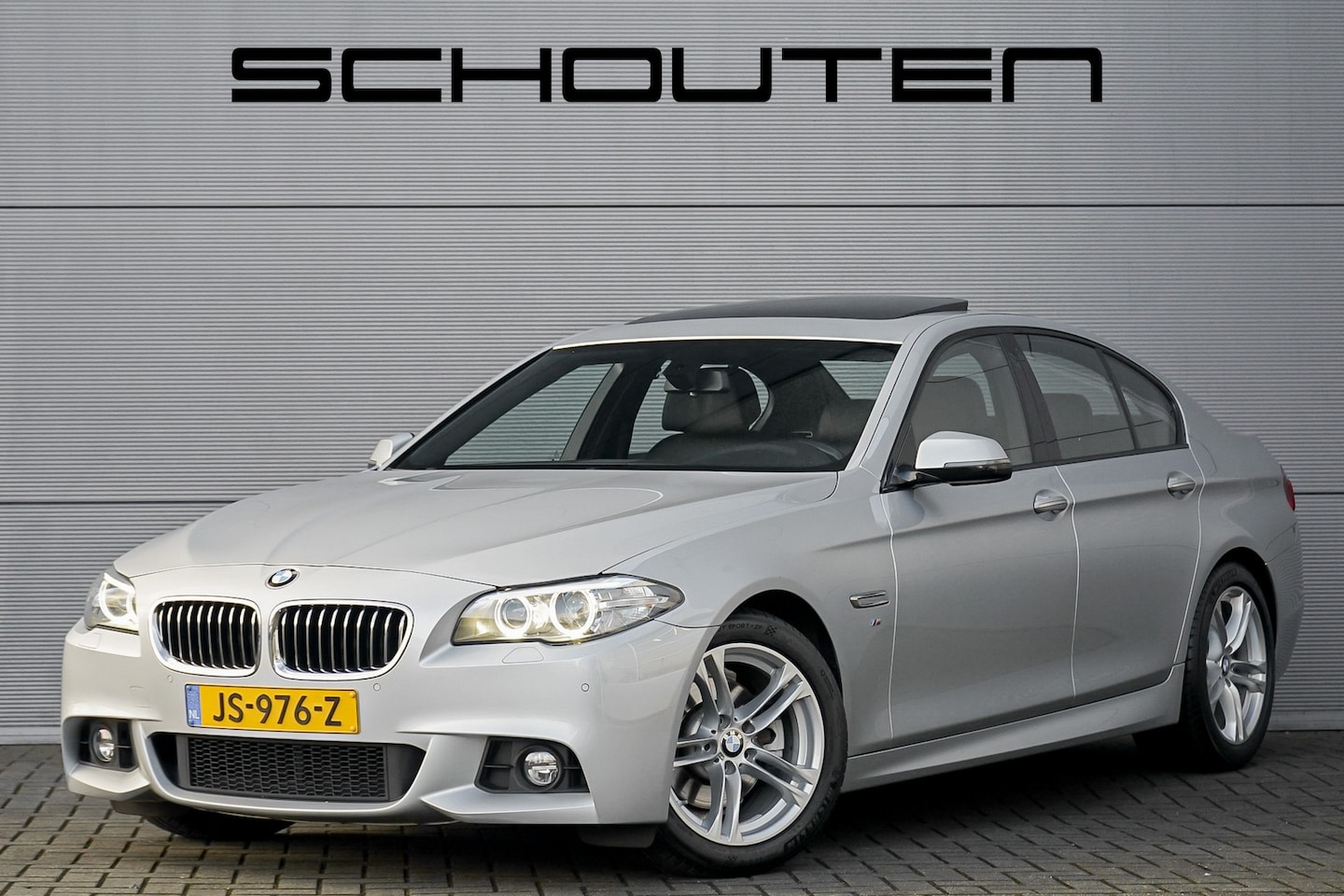 BMW 5-serie - 520i M-Sport Schuifdak Comfort Memory Seats NL Auto - AutoWereld.nl