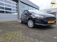 Ford Fiesta - 1.0 Style*Airco *Navigatie*Km stand *91366