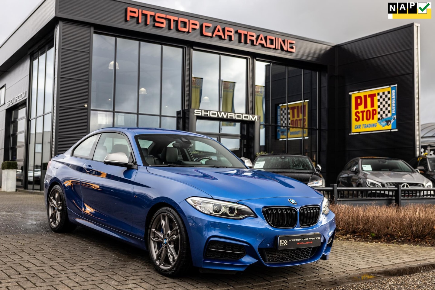 BMW 2-serie Coupé - M235i M235i, 327 PK, Camera, 2e eigenaar, Nieuwstaat! - AutoWereld.nl