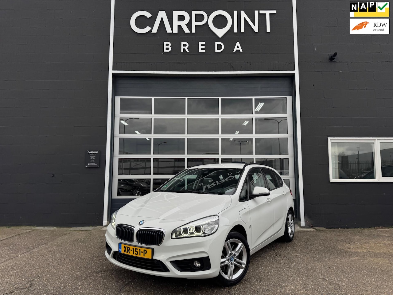 BMW 2-serie Active Tourer - 225xe iPerformance Executive 225xe iPerformance Executive, NAVI, CLIMA, CRUISE - AutoWereld.nl