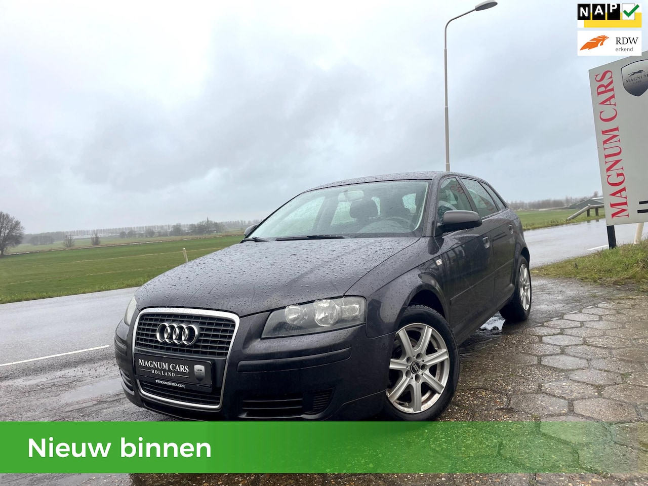 Audi A3 Sportback - 1.6 Attraction 5D NAP Airco Velgen Cruise - AutoWereld.nl