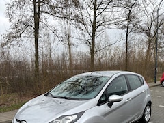 Ford Fiesta - 1.25 Trend /distributieriem al vervangen/