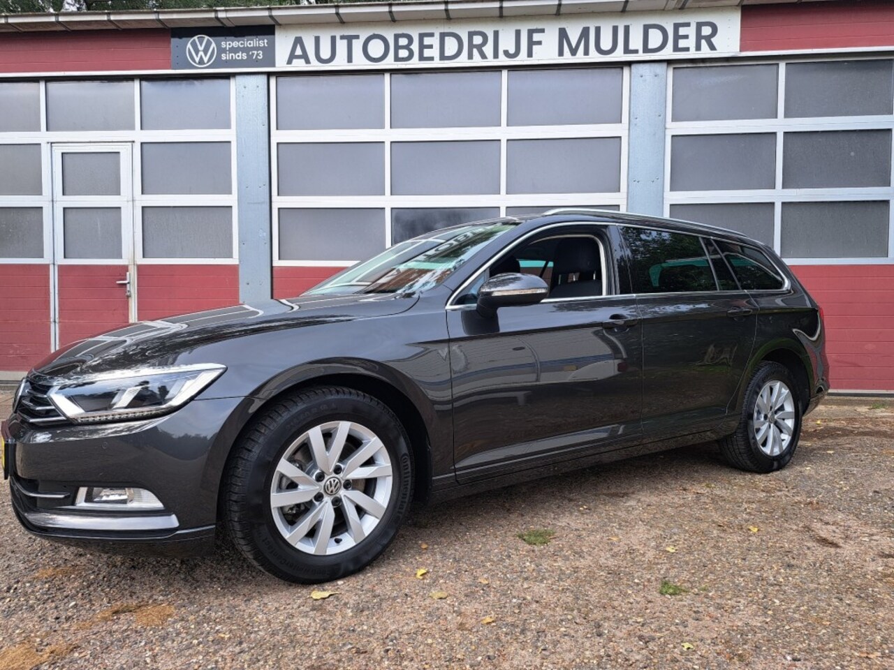 Volkswagen Passat Variant - Variant 1.6 TDI 120 Pk Bmt Comfortl. Bs ECC PDC - AutoWereld.nl