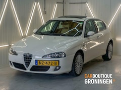 Alfa Romeo 147 - 1.6 T.Spark Business Pro 5D | PANO | FULL LEDER | DB-RIEM VV