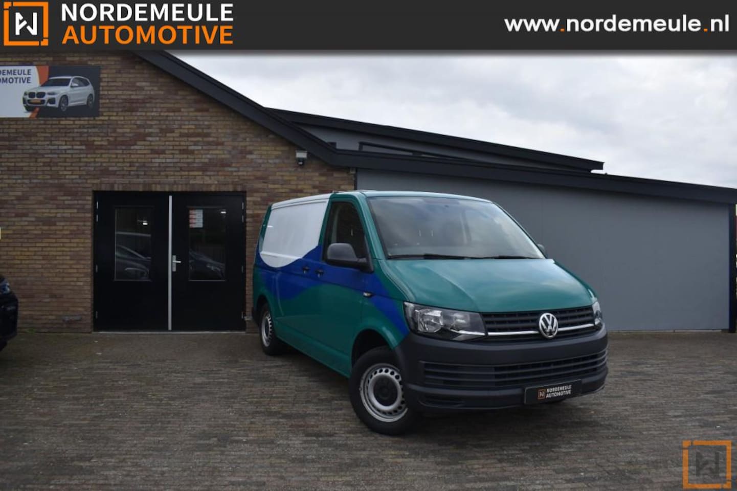 Volkswagen Transporter - 2.0 TDI L1H1 HIGHL. Navi, Apple Carplay, Camera - AutoWereld.nl