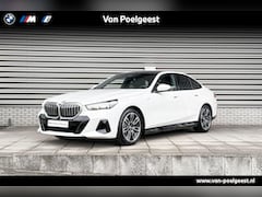 BMW 5-serie - Sedan 520d M Sport / Trekhaak / Comfort Pack / Innovation Pack / Travel Pack