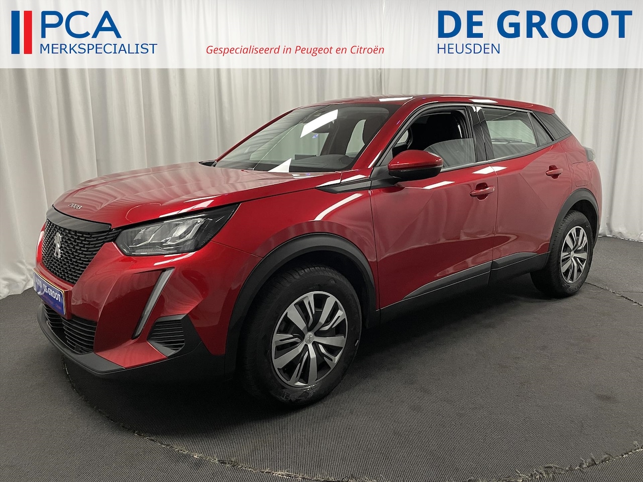 Peugeot 2008 - ACTIVE 100pk Navi+Carplay | Trekhaak | Airco - AutoWereld.nl