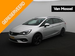 Opel Astra Sports Tourer - 1.2 Ultimate LM | Navi | Alcantara bekleding | AGR stoelen | Stoelverwarming | Full Option