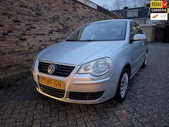 Volkswagen Polo - 1.4-16V Optive