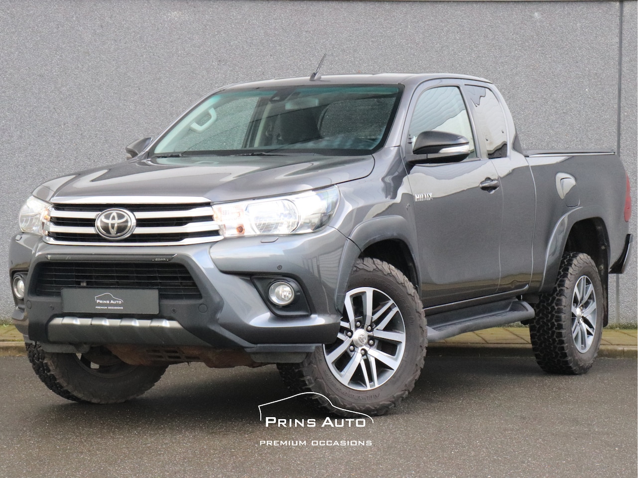 Toyota HiLux - 2.4 D-4D-F Xtra Cab Professional |NAVI|CAMERA|CRUISE CTRL|TREKHAAK - AutoWereld.nl