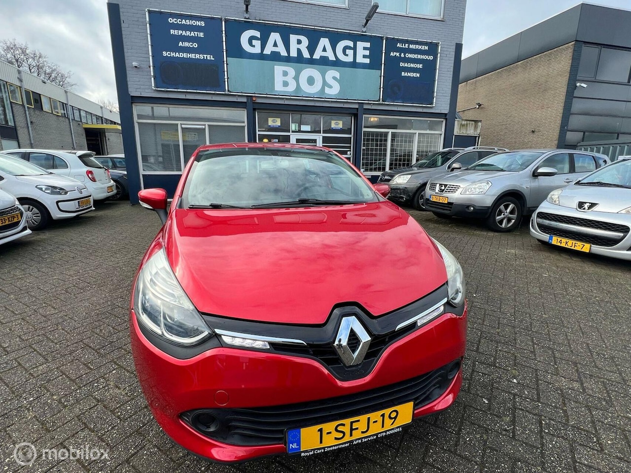 Renault Clio - 0.9 TCe Expression / Navi / Cruise / Nieuw Apk - AutoWereld.nl