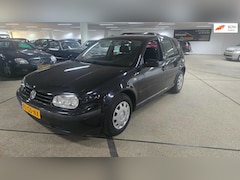 Volkswagen Golf - 1.4-16V Trendline