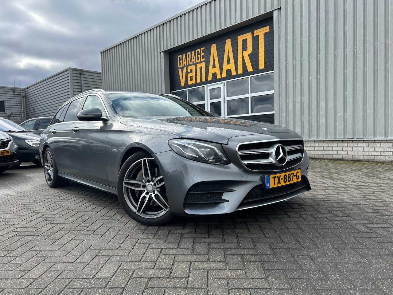 Mercedes-Benz E-klasse Estate - 250 Prestige Plus | PANO | FULL SCHERM | STOEL VERW + KOEL | - AutoWereld.nl