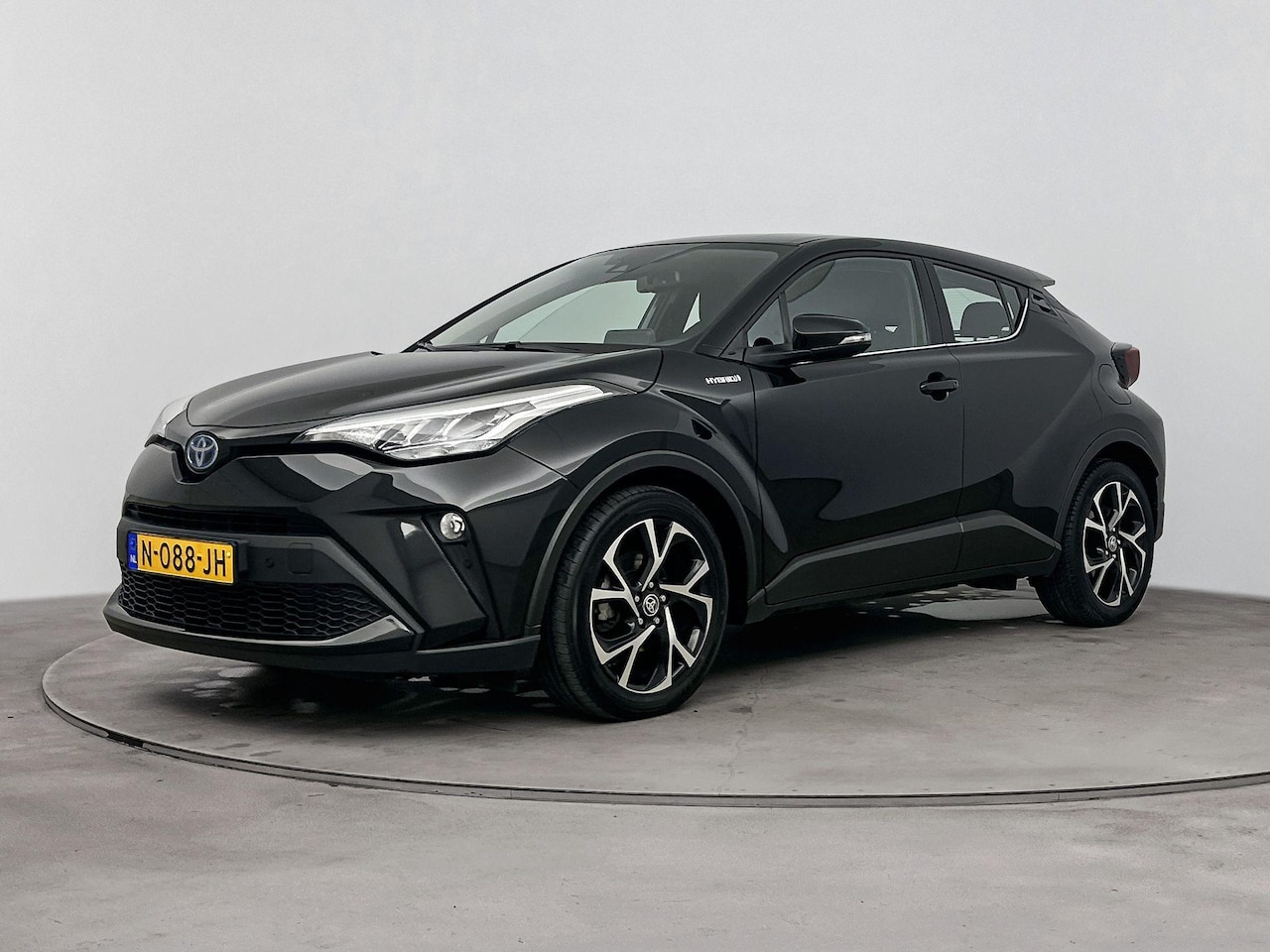 Toyota C-HR - 2.0 Hybrid Dynamic | Navigatie | Automaat - AutoWereld.nl