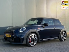 MINI John Cooper Works - 2.0 JCW 231PK | Moshammer Frontlip | Leder Lounge | CarPlay | Panoramadak | Stuurverwarmin