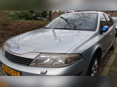 Renault Laguna Grand Tour - 1.8-16V Privilège