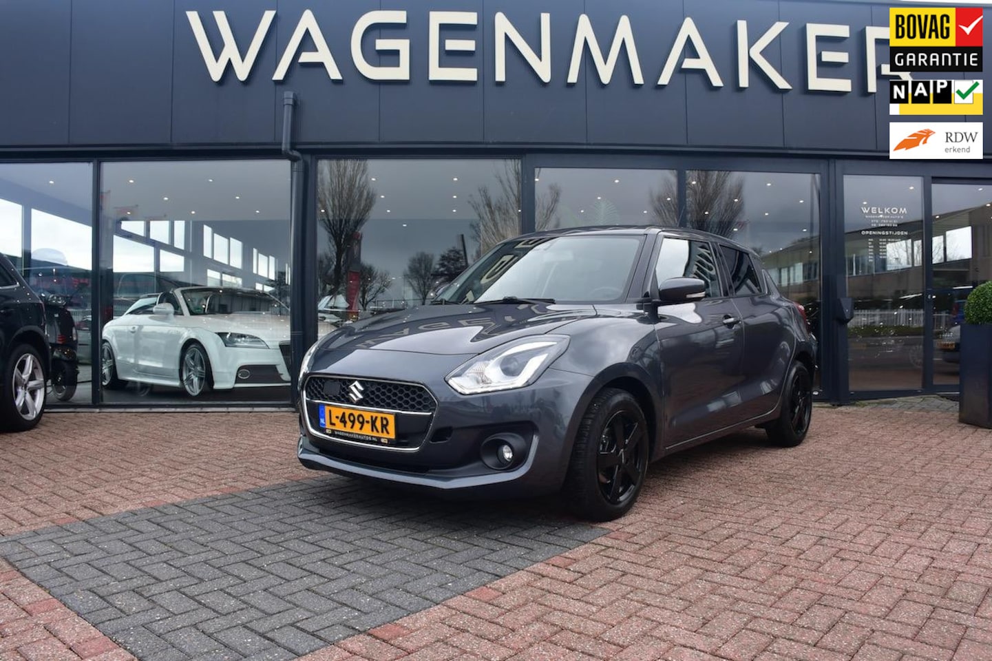 Suzuki Swift - 1.0 Stijl AUT|Clima|ACC|Cam|NAV|Carplay|DealerOh - AutoWereld.nl