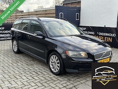 Volvo V50 - 2.4 Kinetic pas ingereden, keurige auto met apk