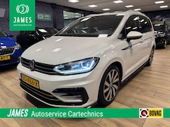 Volkswagen Touran - 1.5 TSI Highline Business R | R-Line | Navi | 18” | Pano | Sportstoelen