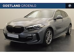 BMW 1-serie - 120i M Sport Automaat / M 50 Jahre uitvoering / Sportstoelen / LED / M Sportonderstel / Pa