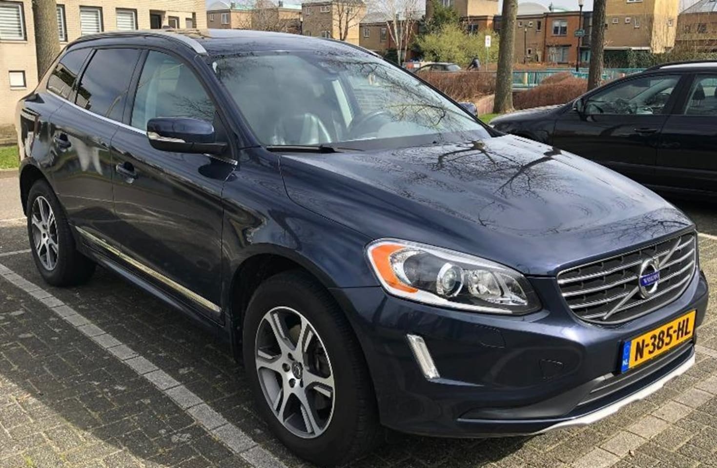 Volvo XC60 - 3.0 T6 R-Design - AutoWereld.nl