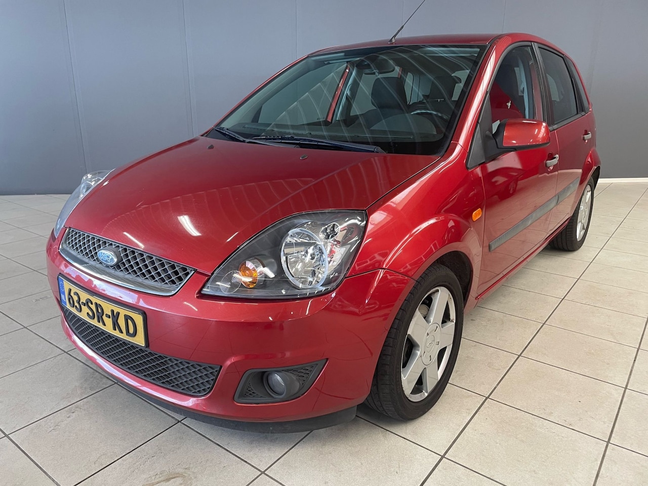 Ford Fiesta - 1.4-16V Futura Elektrisch pakket, centrale vergrendeling, Airco Nette aflverbeurt! - AutoWereld.nl