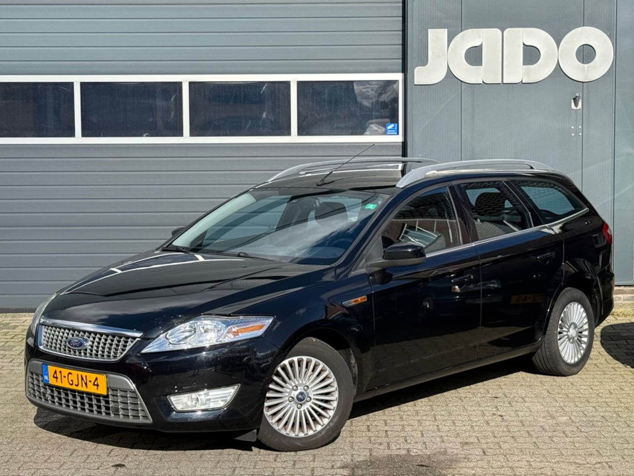 Ford Mondeo Wagon - 2.0-16V Titanium export - AutoWereld.nl