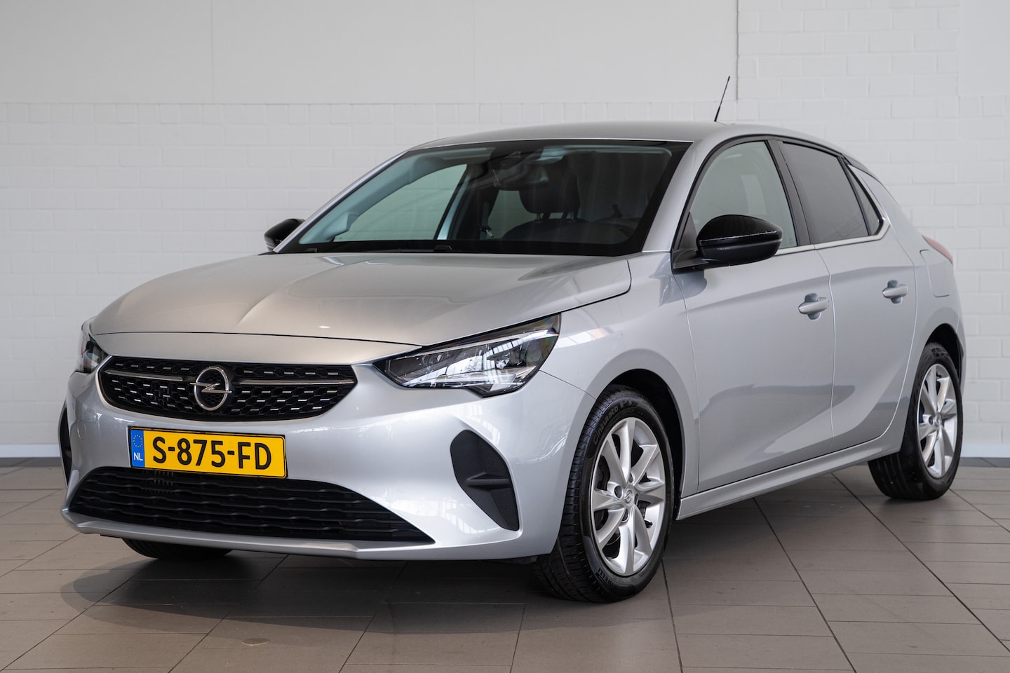 Opel Corsa - 1.2 Turbo 100PK Elegance | Climate Controle | Apple Carplay & Android Auto | Parkeersensor - AutoWereld.nl