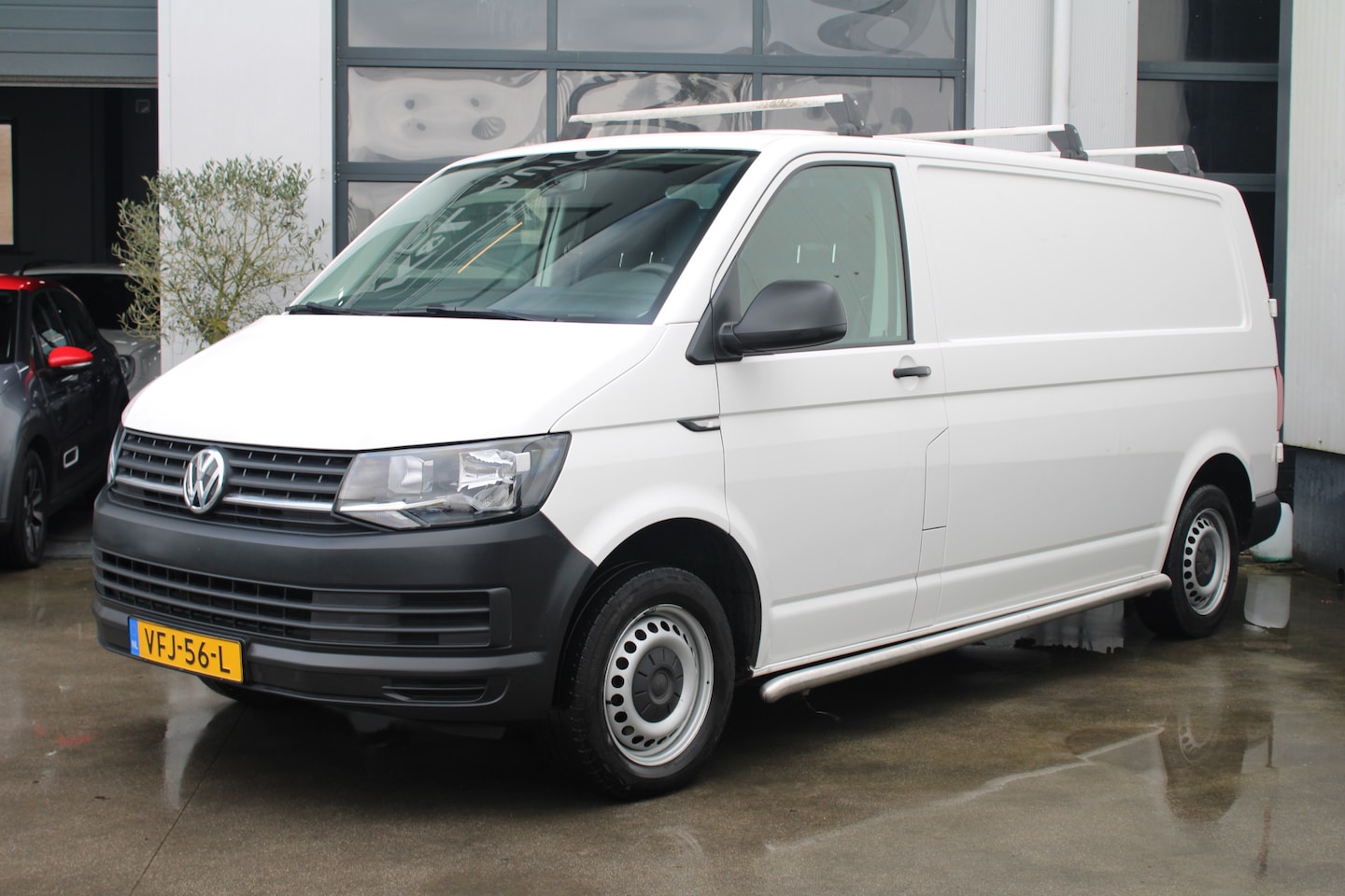 Volkswagen Transporter - 2.0 TDI L2H1 Comfortline 2.0 TDI L2H1 Comfortline - AutoWereld.nl